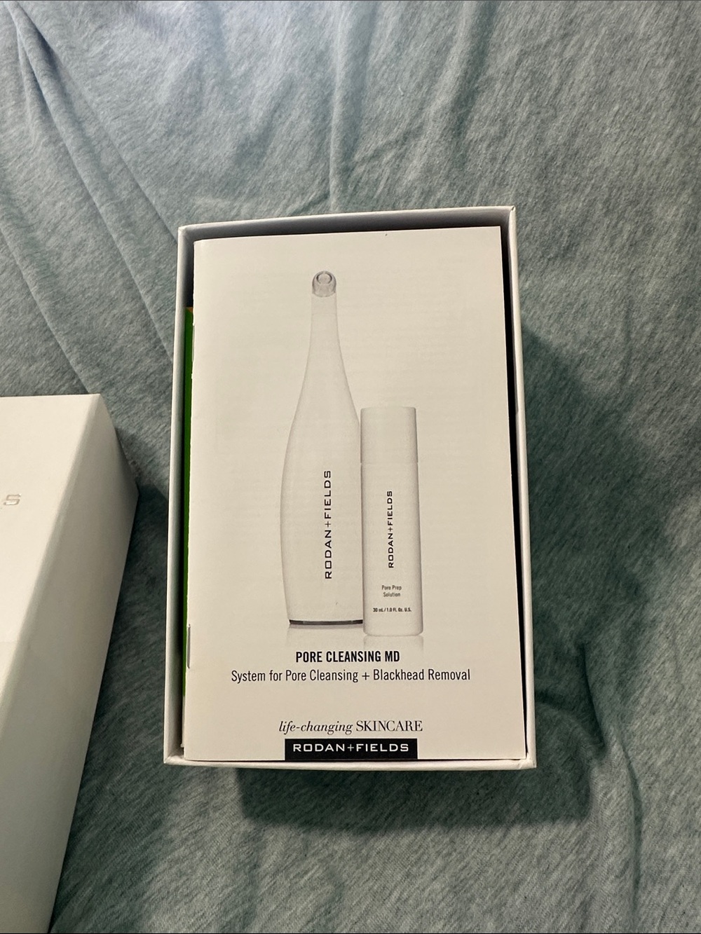 Rodan + Fields Pore Cleansing MD System - White